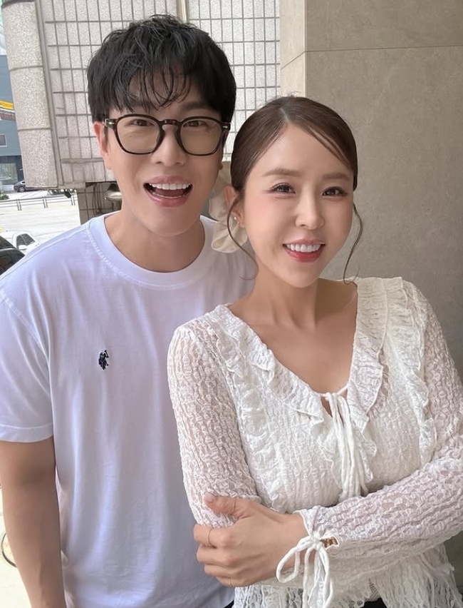 사진=신지 공식 인스타그램 계정