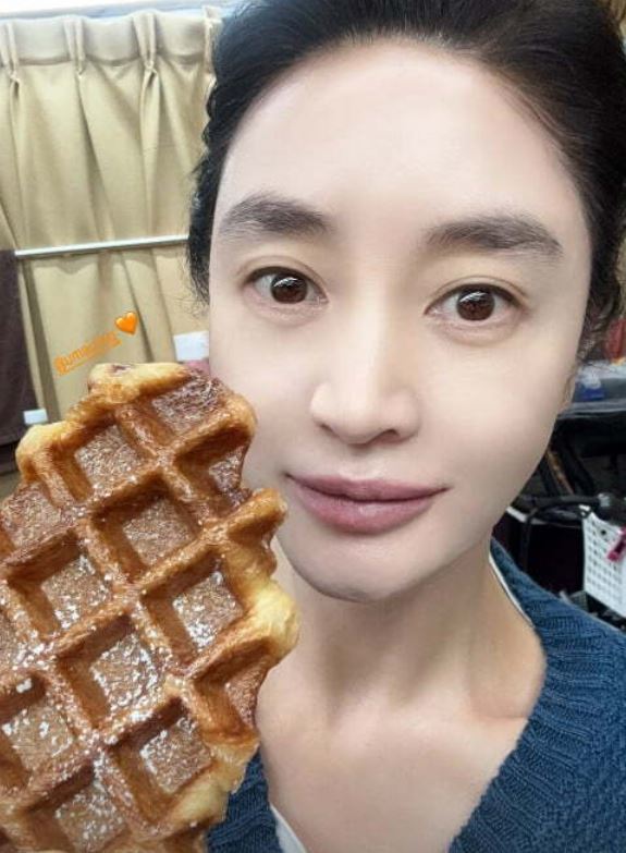 김혜수 소셜미디어