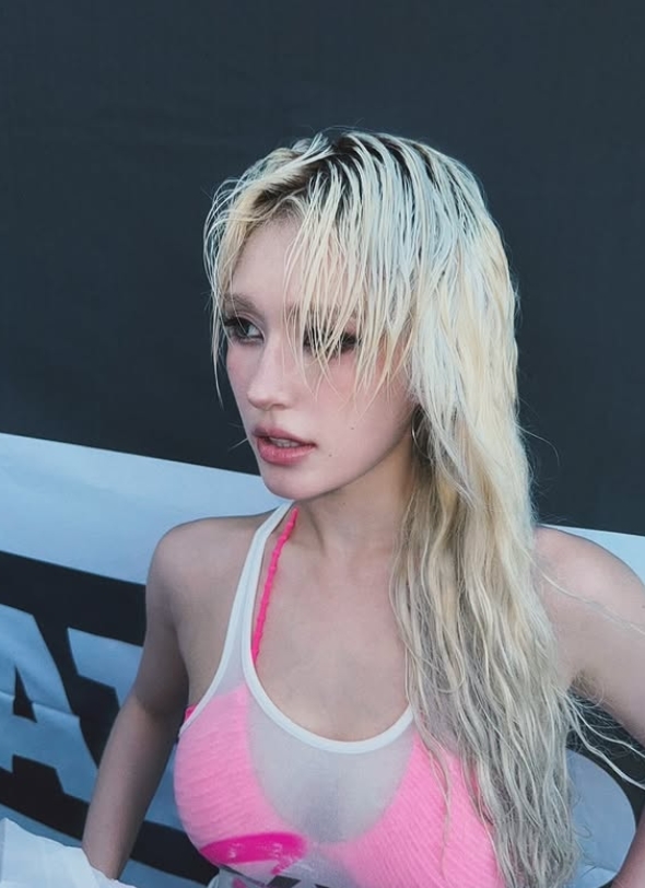 전소미 소셜미디어