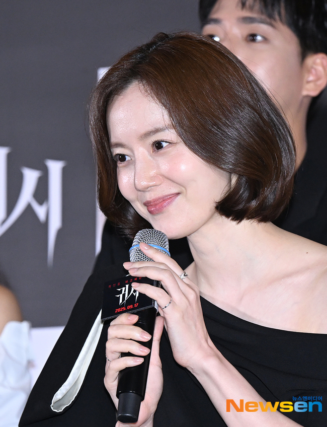 문채원